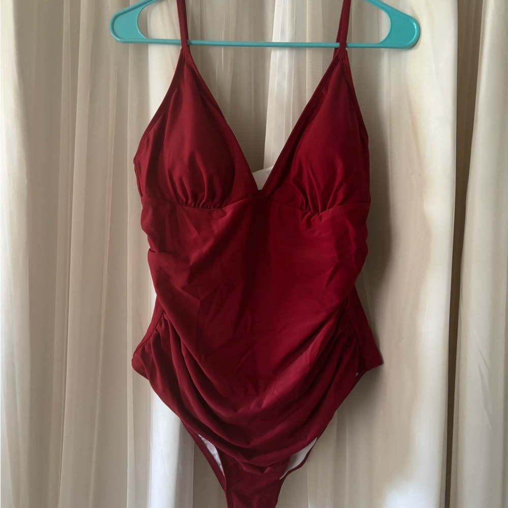 New One piece women’s bathing suit